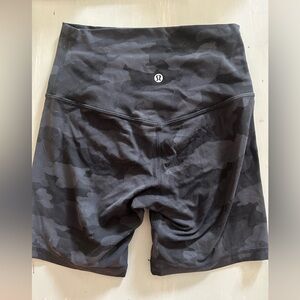 Lululemon camo align biker shorts 6inch
